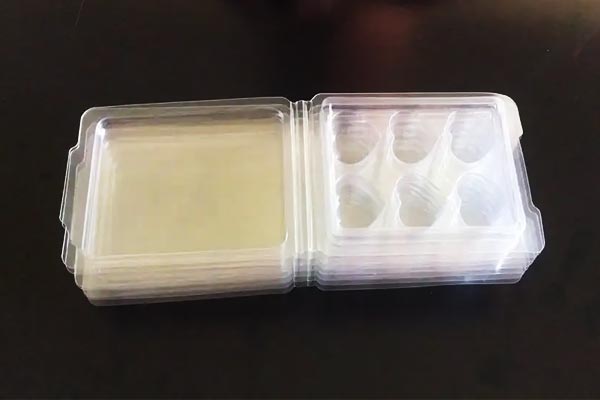 為什么兩塊不同顏色的塑料用激光無法焊接到一起？(圖1)